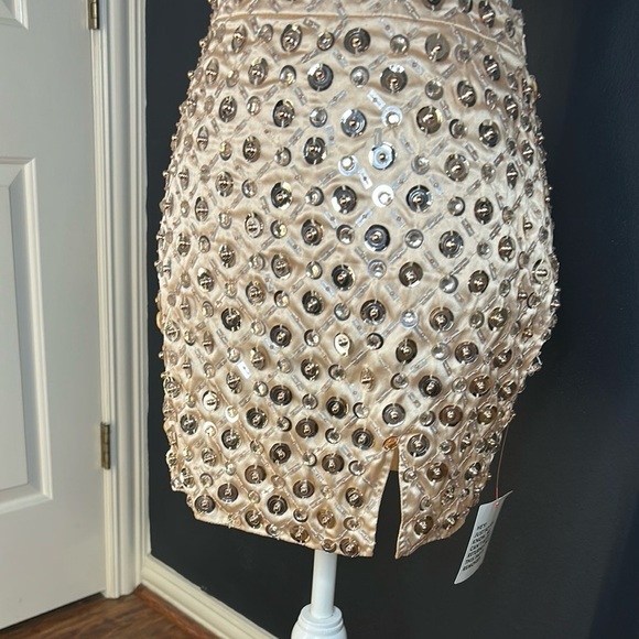 NWT ASOS Champagne Gold Sequin Embellished Mini Skirt for Night Out Size 4 - Picture 5 of 10